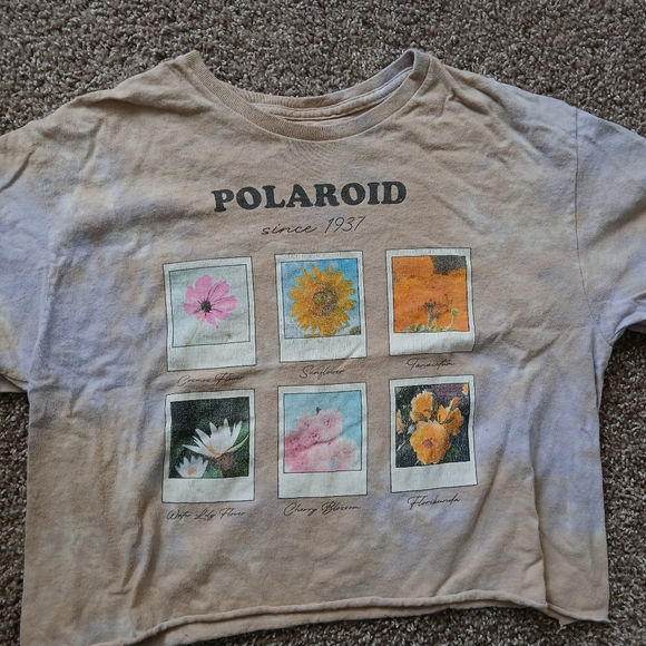 🧚‍♀️Polaroid Floral Photo Tie Dye Cropped Graphic Tee - Picture 2 of 4